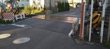 府中市 朝日町 多磨駅前「ららぽーと」（通称）と、周辺道路の渋滞問題の抜本的解決のために、都道「府中３．４．１２号線」の早期、事業着手を（府中市議　国民民主党　ゆうきりょう）