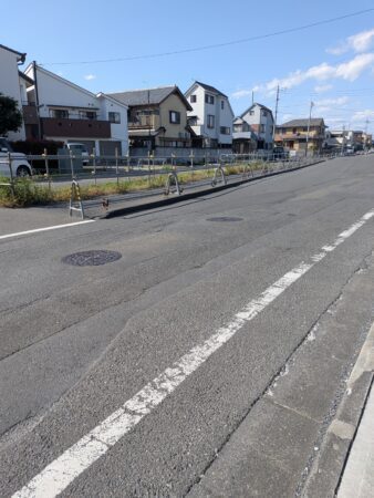 （府中市 紅葉丘）あんず通りと人見街道の五差路付近、紅葉丘２丁目１２番地付近で道路補修工事実施へ（府中市議会議員　ゆうきりょう）